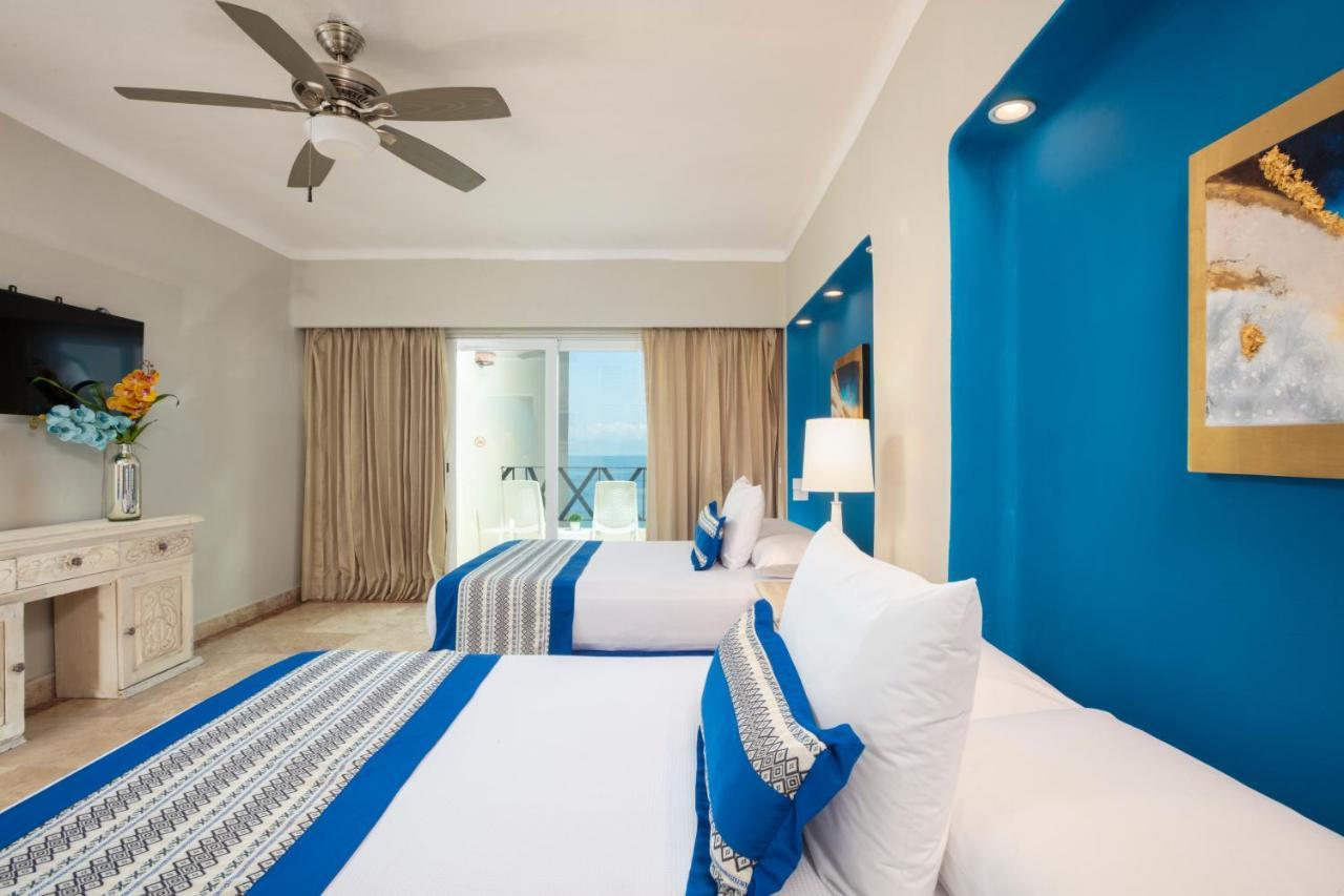 Blue Chairs Beachfront Resort Puerto Vallarta - Adults Only Экстерьер фото