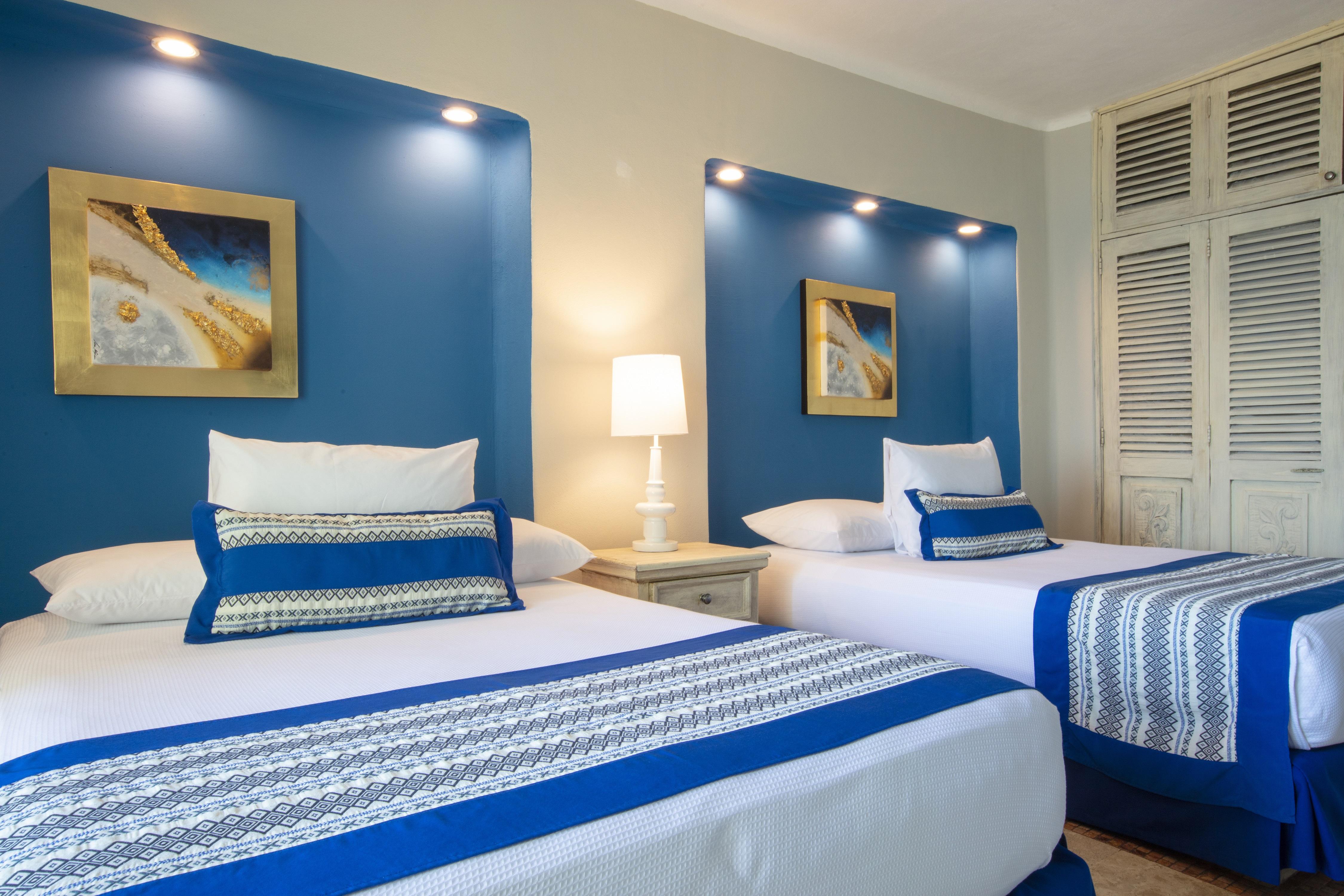 Blue Chairs Beachfront Resort Puerto Vallarta - Adults Only Экстерьер фото