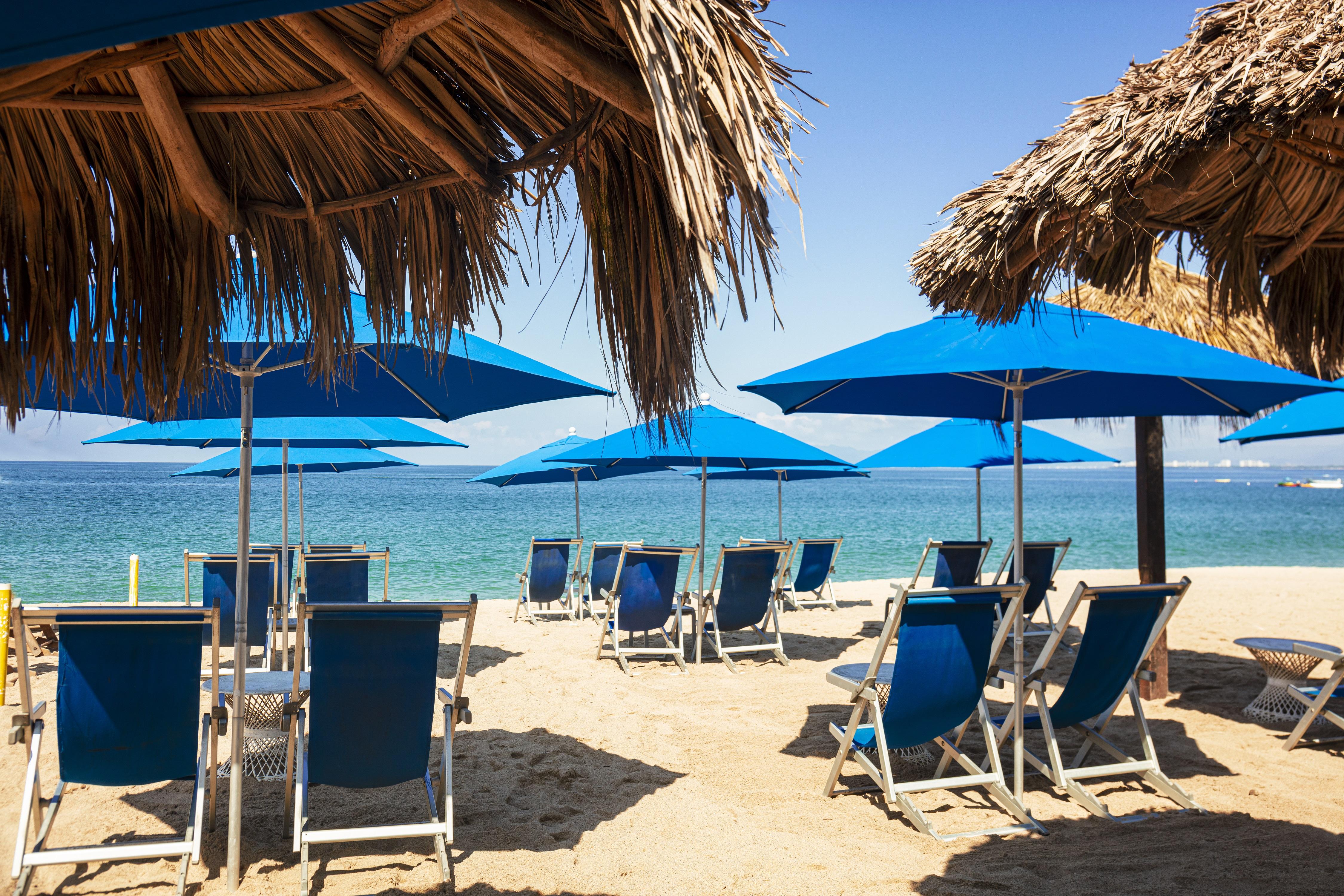 Blue Chairs Beachfront Resort Puerto Vallarta - Adults Only Экстерьер фото