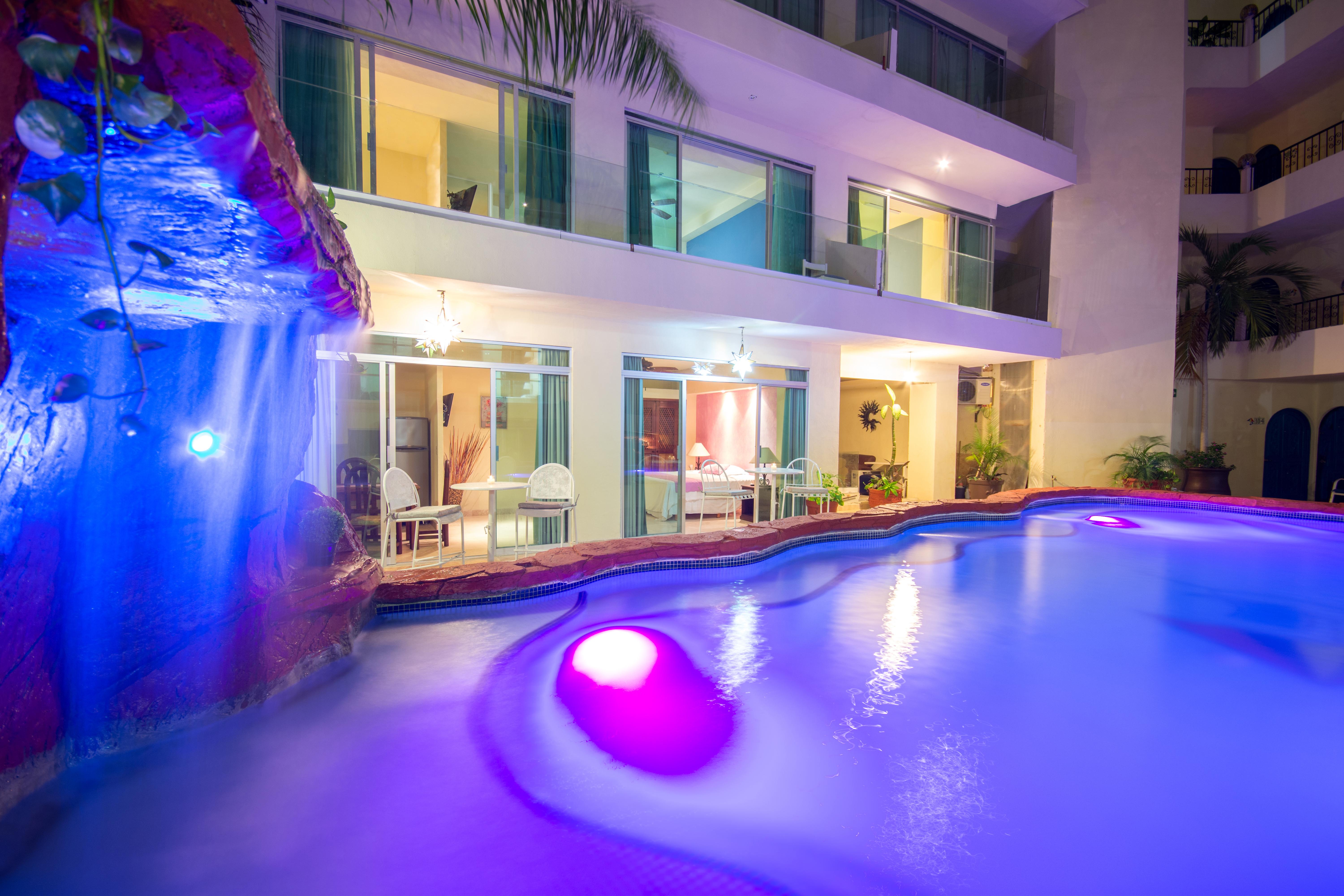Blue Chairs Beachfront Resort Puerto Vallarta - Adults Only Экстерьер фото