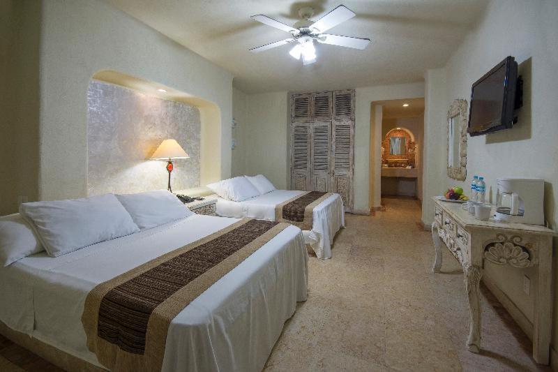 Blue Chairs Beachfront Resort Puerto Vallarta - Adults Only Номер фото