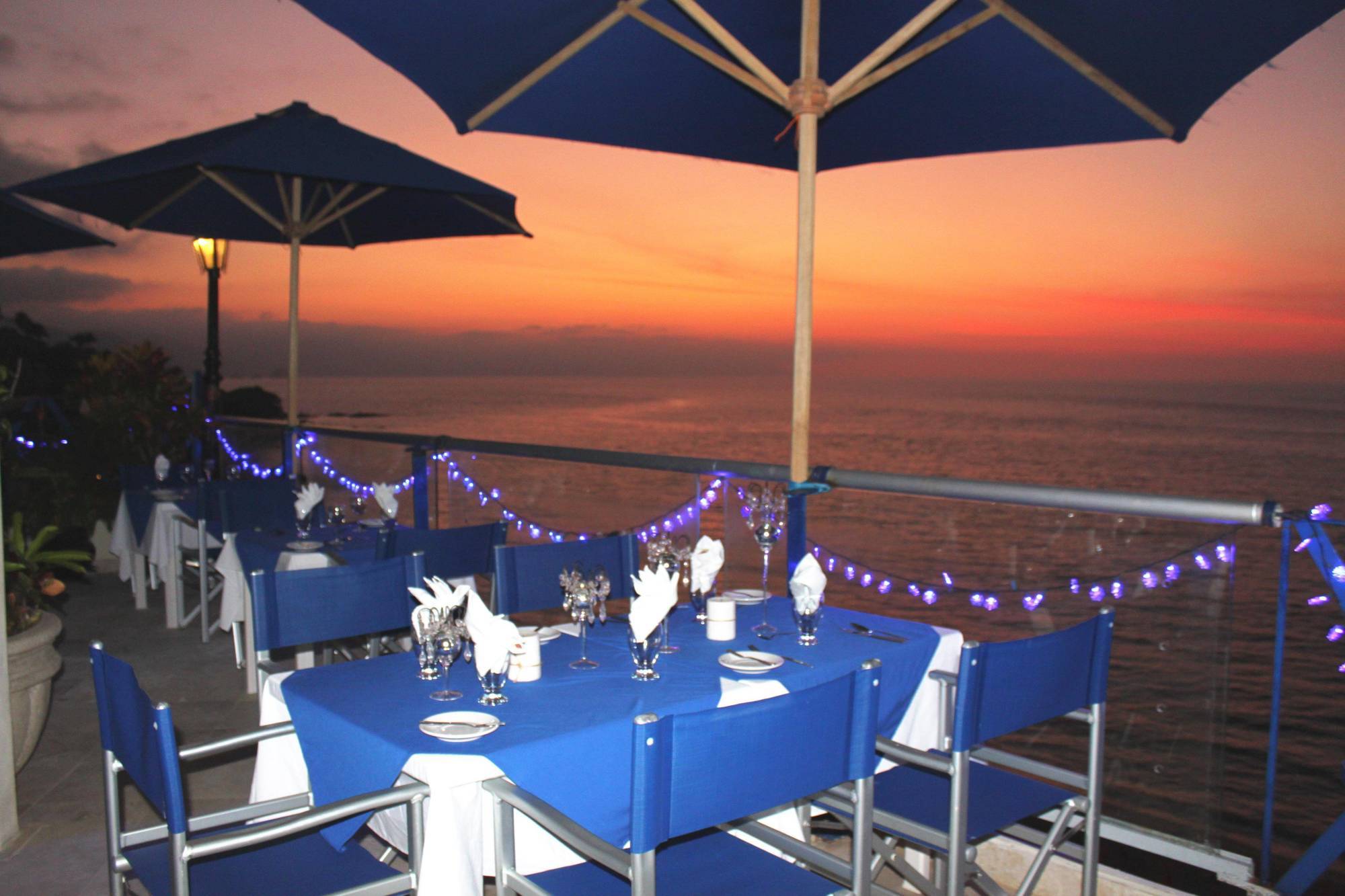 Blue Chairs Beachfront Resort Puerto Vallarta - Adults Only Экстерьер фото